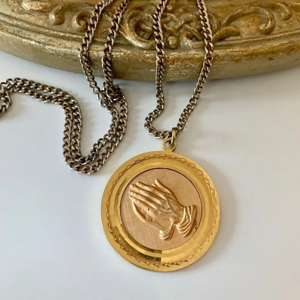 Vintage Praying Hands Pendant Necklace